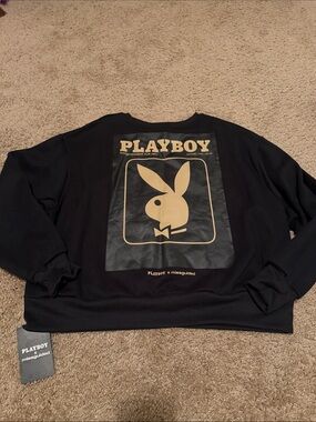Brand New Playboy x Missguided Black Sweatshirt with Gold Logo 🧡